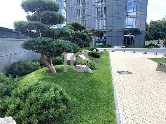 Трикімнатна квартира в панорамному склінні з терасою ЖК Метрополіс Київ