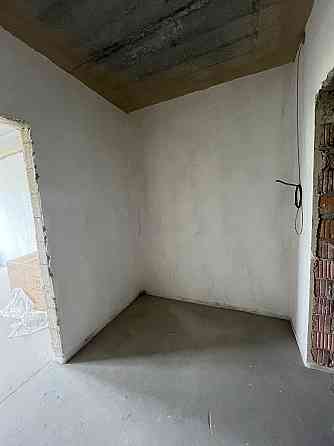 Квартира з виглядом на НАБЕРЕЖНУ, будинок з ліфтом ! Ирпень