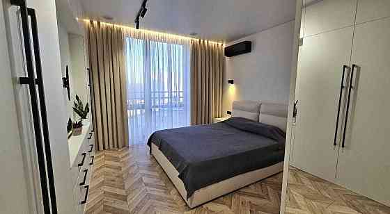 2к квартира з шикарним ремонтом 73.5м2 в ЖК Seven Севен Осокорки Київ