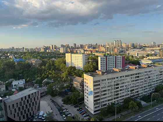 Продаж  5-кімнатного пентхауса в ЖК бізнес-класу «Ново-Деміївський» Київ