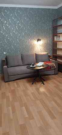 Сдам 2-х ком. кв. в Центре 2/ 4 эт.кирпичного дома ком. разд., балкон. Одесса