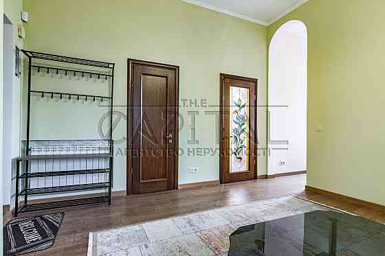 Оренда 2к квартири, вул. Івана Мазепи, Арсенальна, Печерськ Киев