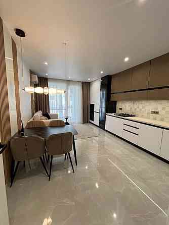 Оренда неймовірної квартири з паркінгом в новобудові по вул Угорська Львов