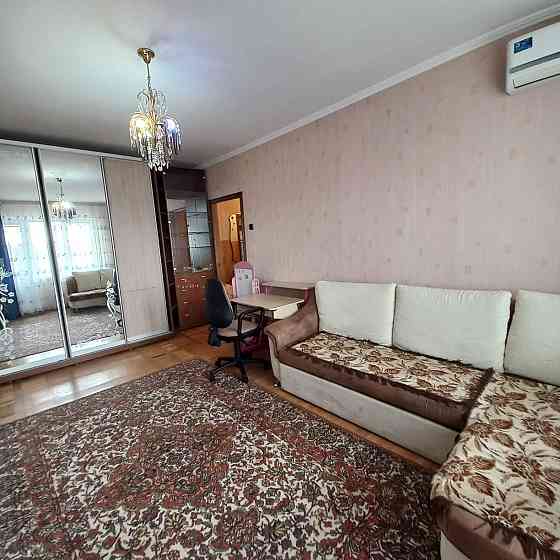 Оренда 2кім.Микільсько-Слобідська,6/2 М.Лівобережна Киев