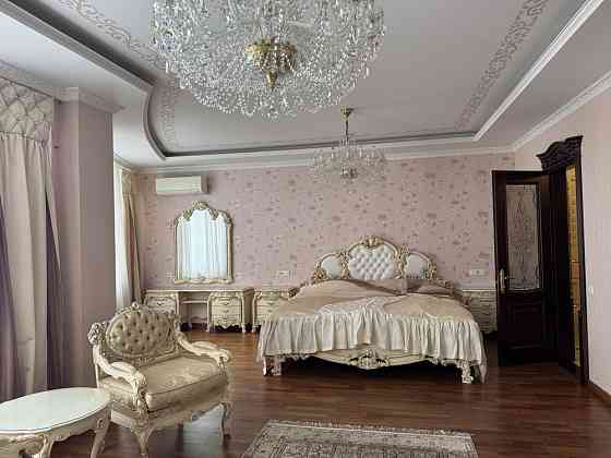 Видовая квартира с дорогим классическим ремонтом Одесса
