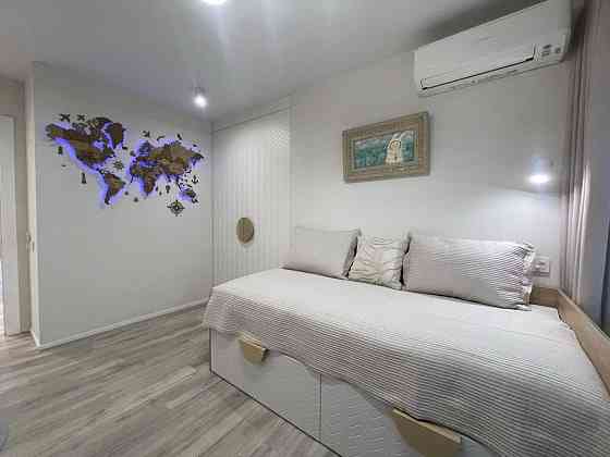 Сдам Люксовую 3ку на Дмитревской, Центр 5 минут пешком. 9/10 этажки. Харьков