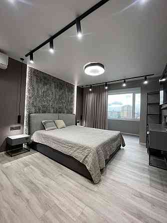 Сдам Люксовую 3ку на Дмитревской, Центр 5 минут пешком. 9/10 этажки. Харьков