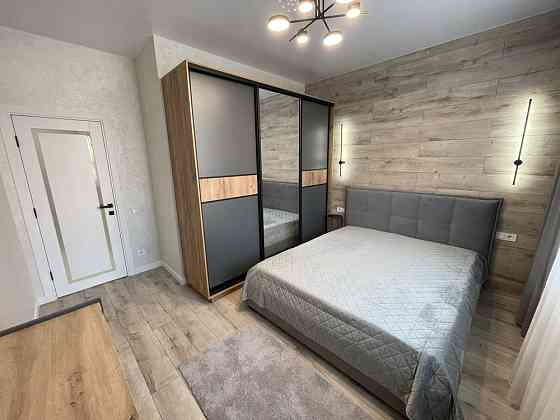 1-к «новобудова» біля Кварцу Черновцы