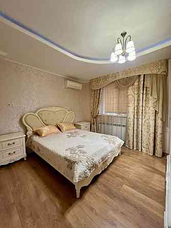 Квартира-будинок метро Лукянівка Шевченківский 165кв нагірна татарка Киев