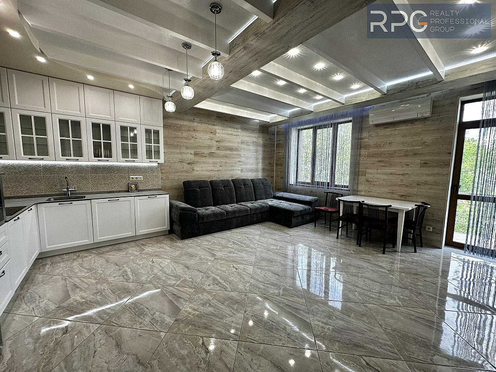 Оренда 4-к квартири Малокитаївська вул Голосіївський район Киев - изображение 1