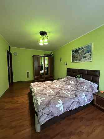 Продається 3-кімнатна чешка, вулиця Полетаєва Черновцы