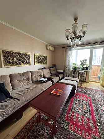 Продам 3 комнатную квартиру на Юбилейном Слобожанське