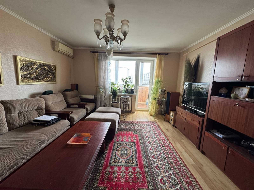 Продам 3 комнатную квартиру на Юбилейном Слобожанське - зображення 1