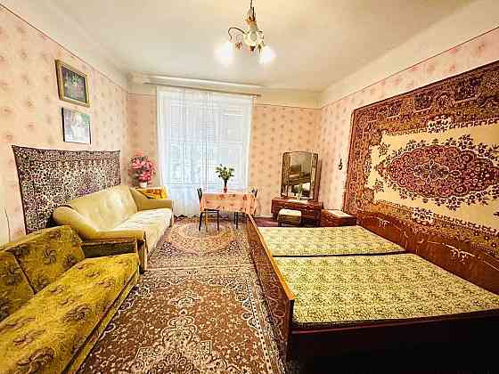 2-кімнатна квартира у центрі з шикарним видом на набережну Ужгород