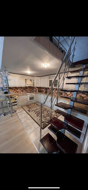 Двохрівнева квартира ЖК Нова Будова-1 Кам`янець-Подільський - зображення 1