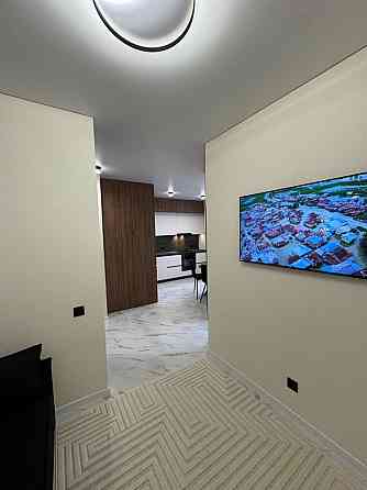 Продам 2-кім кв в ЖК Навігатор з шикарним ремонтом пров.Балтійський 3а Киев