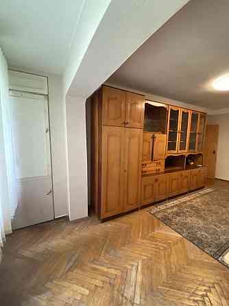 Продаж! бульвар Ігоря Шамо,13!  Вiльна! Киев