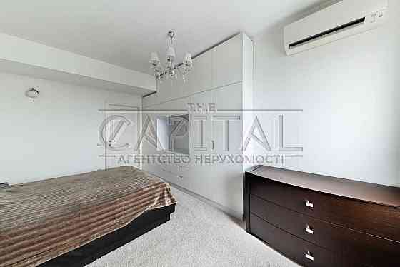 продаж 3 кім. квартири з власною терасою + кладовою на Оболоні Киев