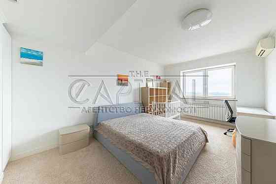 продаж 3 кім. квартири з власною терасою + кладовою на Оболоні Киев