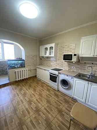 Продається 1 кімнатна Позняки метро Київ