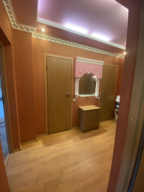 Продається 1 кімнатна Позняки метро Киев - изображение 2