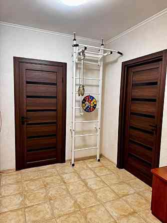 Продам 2 комнатную квартиру, Обухов , ул Лермонтова 22! Обухов