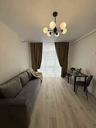 Стильна та оригінальна квартира в ЖК Санвіль Парк, поруч Петрівський Святопетрівське (Києво-Свят.р-н)