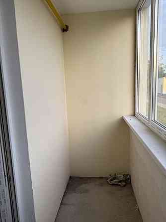 1к квартира з балконом,частковим ремонтом.Газ!Без комісії!Мін.Оформл.! Немешаево