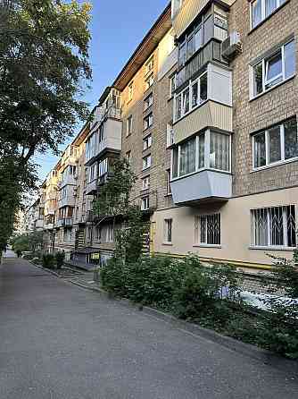 2к , квартира Юлии Здановской , метро Киев