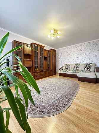 2к квартира з ремонтом вул. Спортивна Хмельницкий