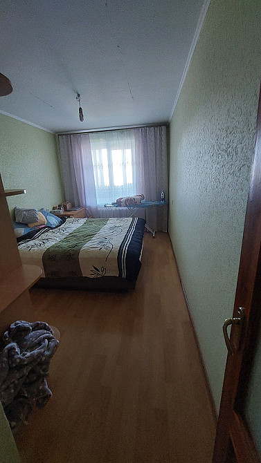 Продам 4х ком кв .центр города Южне - зображення 4