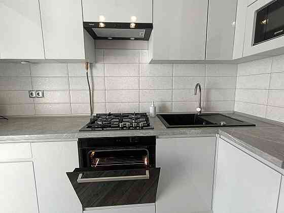 Продаю 1 кімнатну квартиру з ремонтом Ивано-Франковск