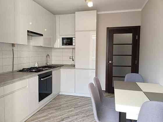 Продаю 1 кімнатну квартиру з ремонтом Ивано-Франковск