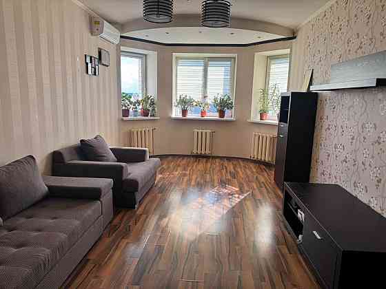 Простора 1- кімната квартира в центрі Бучі з чудовим видом Буча