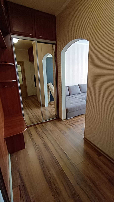 Простора 1- кімната квартира в центрі Бучі з чудовим видом Буча - изображение 4