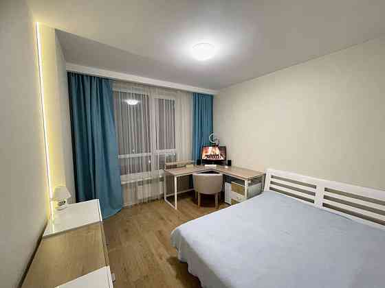 Без% Метрополія. Камʼянська, 6. Вирлиця. 2-к. 62м2 ремонт Киев