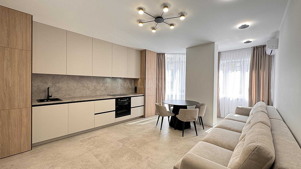 2к квартира! Дизайнерський ремонт. Ивано-Франковск - изображение 1