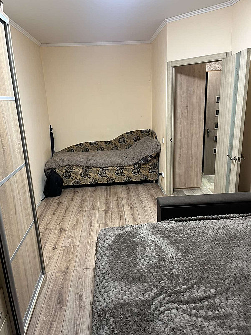 Квартира з ремонтом та балконом, поряд ліс та чисте повітря! Ирпень - изображение 2