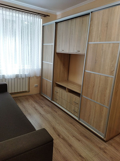 Квартира з ремонтом та балконом, поряд ліс та чисте повітря! Ирпень - изображение 1