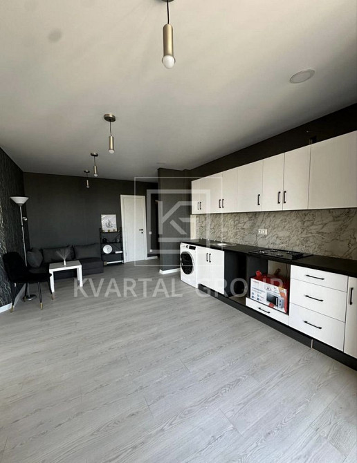 Новий ремонт 2 ккв. 56 м2 ЖК Sky ГАЗ Ирпень - изображение 2