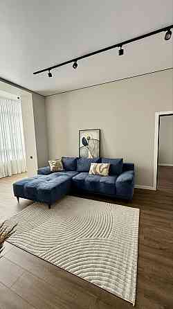 Продам квартиру 2-кімнатну. Центр. Хмельницкий