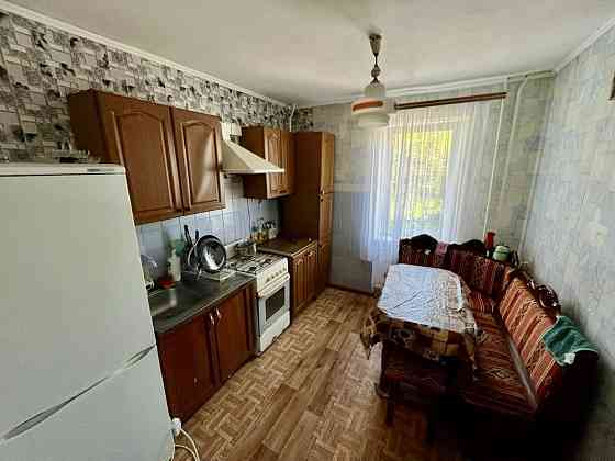 Продам 3-кімнатну квартиру на вул. Луцькій Владимир