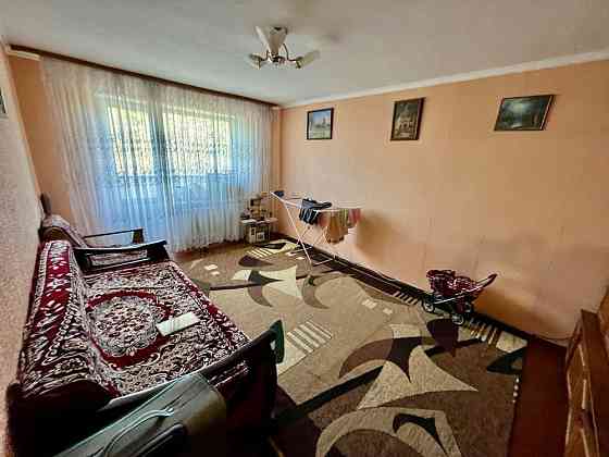 Продам 3-кімнатну квартиру на вул. Луцькій Владимир