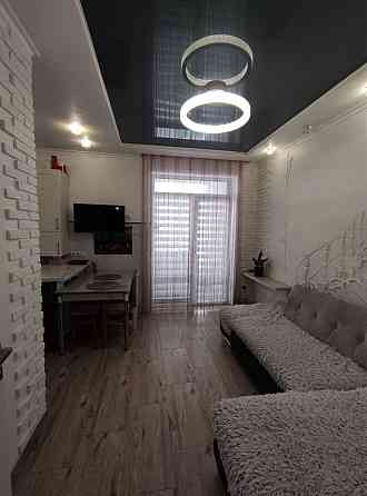 Продаж двокімнатноі квартири поруч парку та озера. Івано-Франківськ