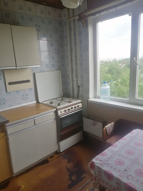 Продается 4-комнатная квартира на ул. Харьковская, 124 Чугуев - изображение 1