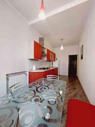 Сдам 2 комн.квартиру в самом ЦЕНТРЕ Киева, ул.Софиевская 4, метро-1мин Київ