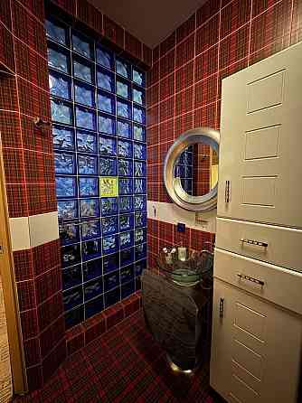 Оренда стильна студія - Госпітальна 2; м. Палац спорту - 3 хв.; Київ