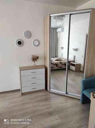 Сдам длительно 1-но комн квартиру в 22 Жемчужине на Болгарской бл.цент Одесса