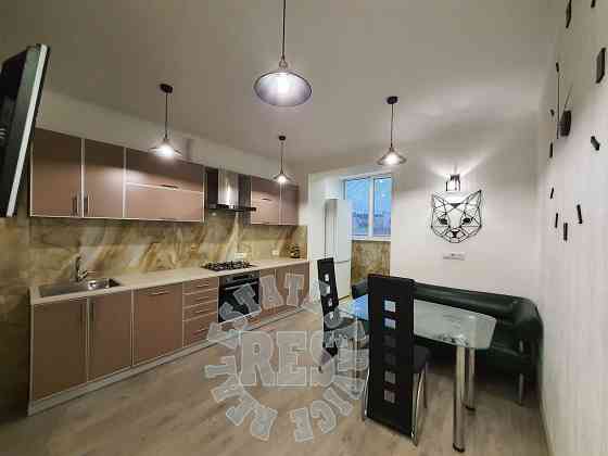 Без комісії Новобудова 2-кімн. 75м. біля озера метро Теремки пішки Київ