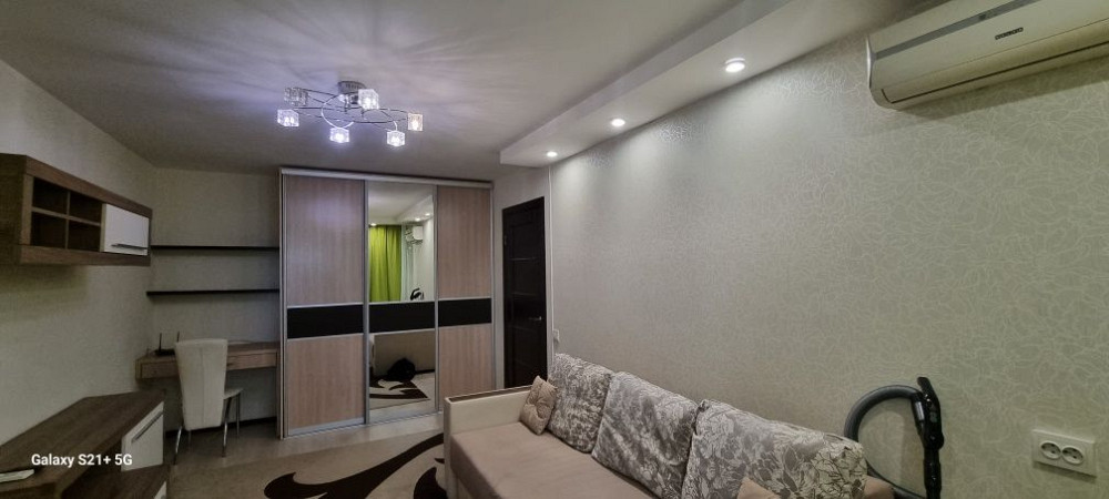 Сучасна квартира в Центрі міста . Будинок цегла . Херсон - зображення 8